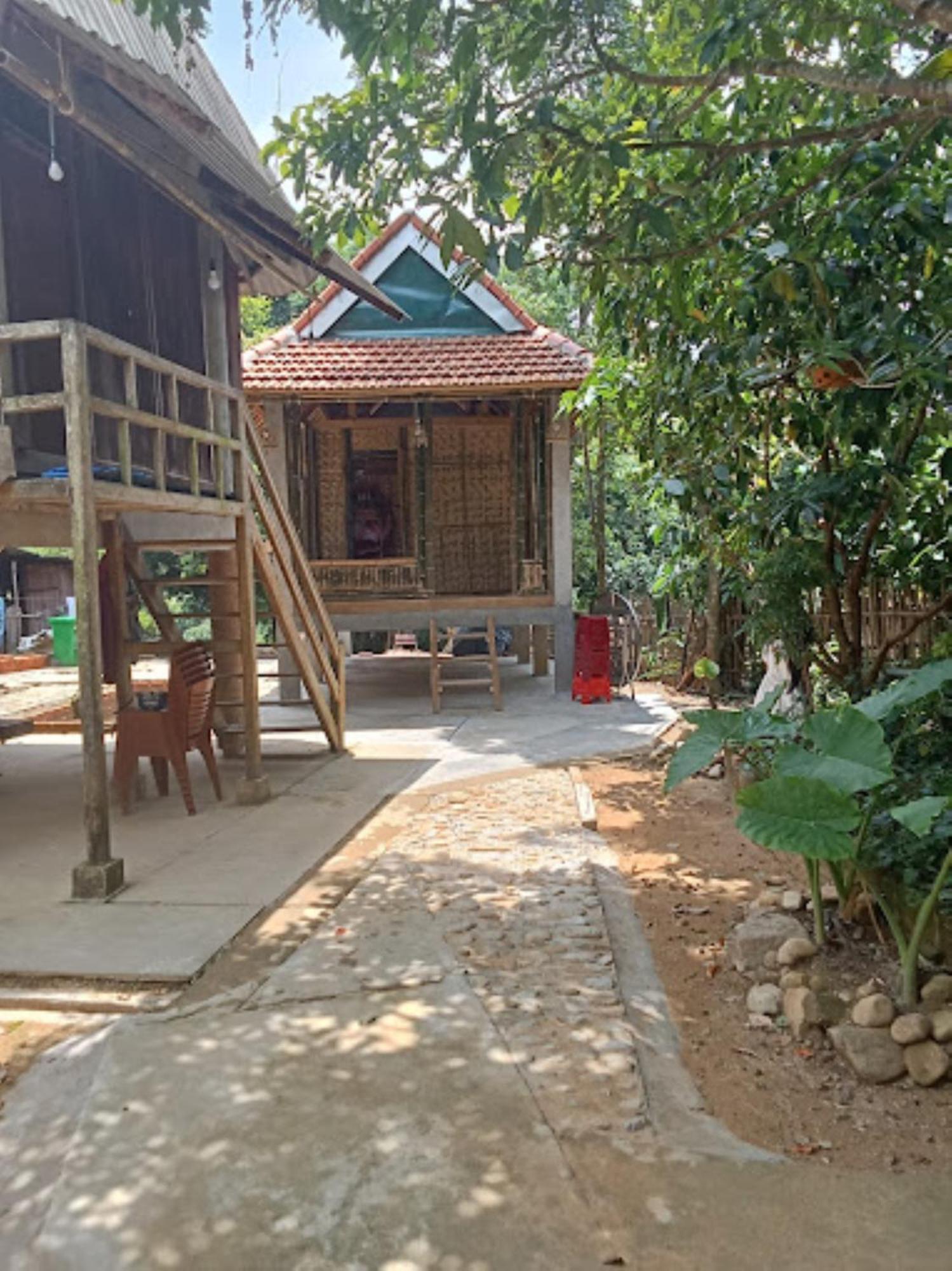 Homestay Ho Son - Thac Anor A Luoi Экстерьер фото
