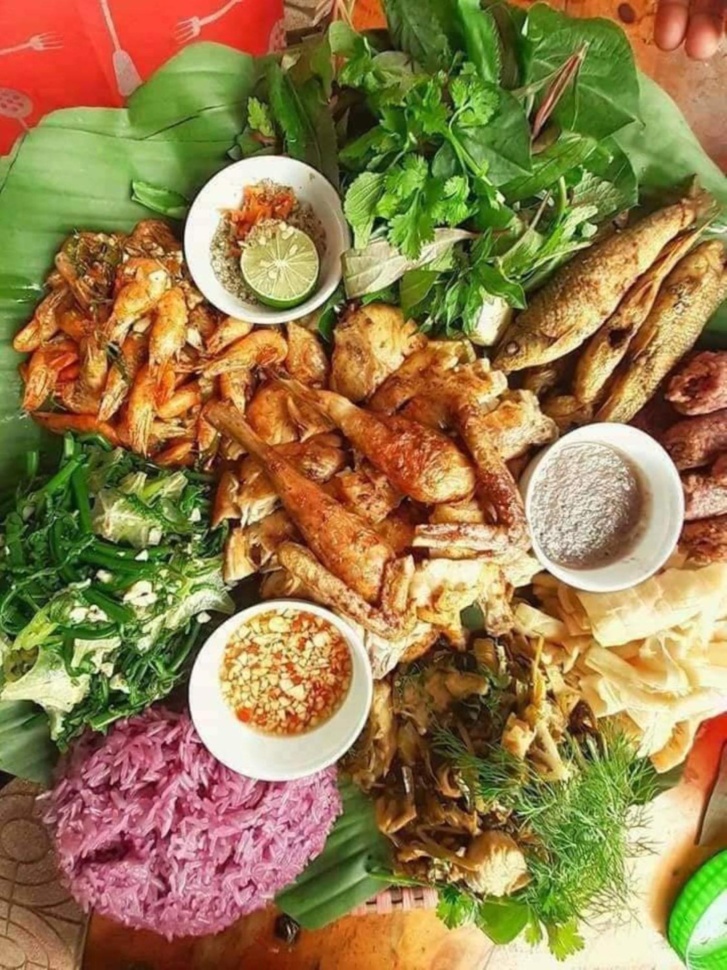 Homestay Ho Son - Thac Anor A Luoi Экстерьер фото